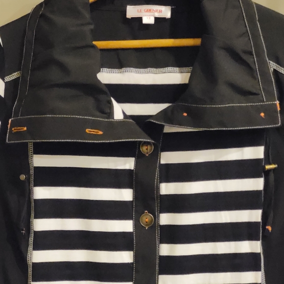 Le Grenier Blouse - Picture 2 of 7